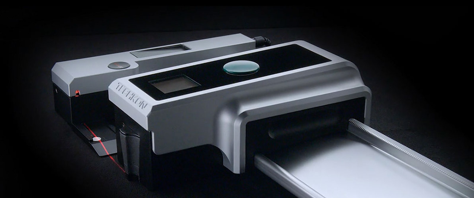 Instrumento TECHKON en calibración